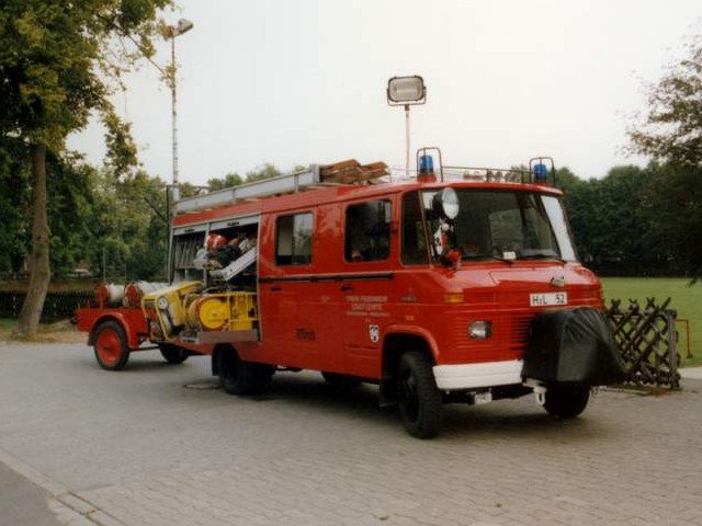 Fahrzeug - LF 8 Metz (1986)